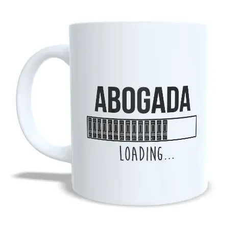estudiantes-universitarios-abogado-abogada-derecho-estudiar-carrera-licenciado-futuro-universidad-taza-personalizada-2.webp